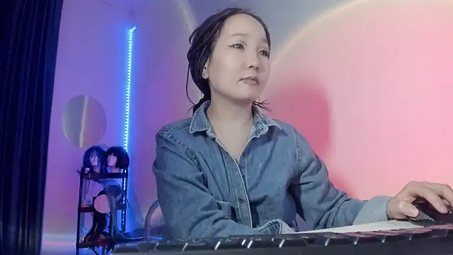 himeros goddess online show from February 20, 3:56 am