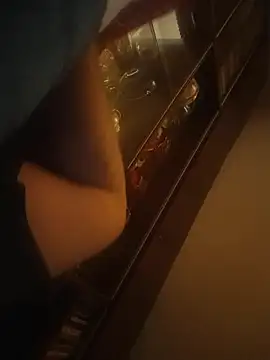 Snapshot of yukka4413 chatting on January 7, 12:45 am yukka4413 online show from January 7, 12:45 am