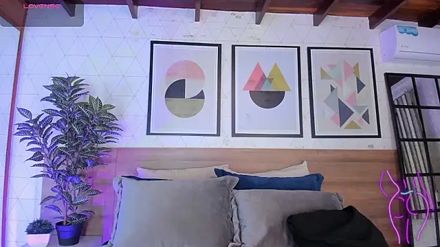 MiaKay1 online show from February 2, 3:38 am