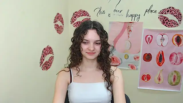  SusieSu  online show from February 28, 7:26 am