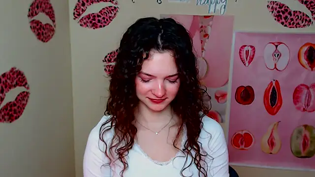  SusieSu  online show from February 26, 7:18 am