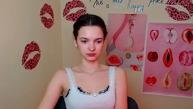  SusieSu  online show from March 13, 1:51 pm