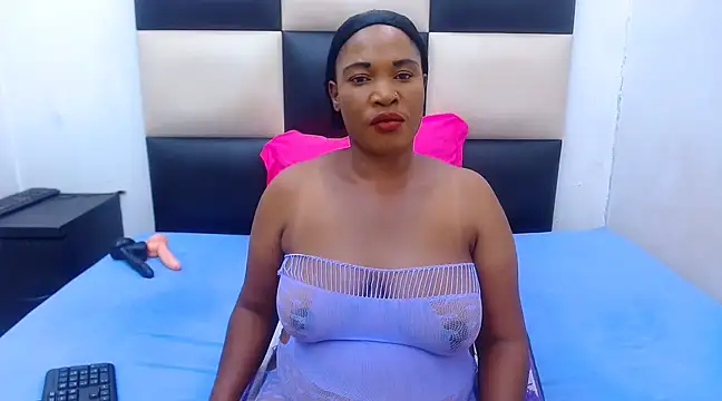 Snapshot of LICKABLEASSxxxx chatting on March 7, 4:44 pm LICKABLEASSxxxx online show from March 7, 4:44 pm