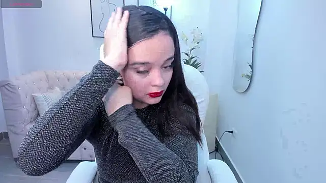 Bella-hadiid online show from January 12, 11:39 am