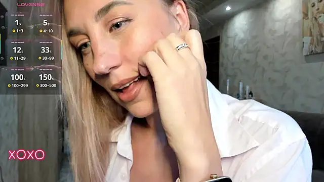 Snapshot of lady_Nati chatting on October 7, 1:41 pm lady Nati online show from October 7, 1:41 pm