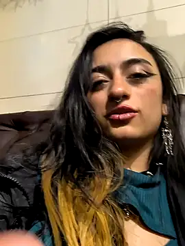 Lila Desiree online show from December 27, 2:14 am