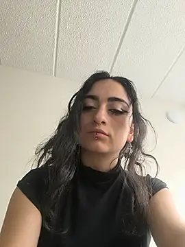 Lila Desiree online show from May 30, 3:20 pm