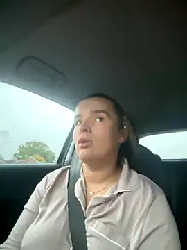 maisiesmithx online show from October 14, 6:25 am