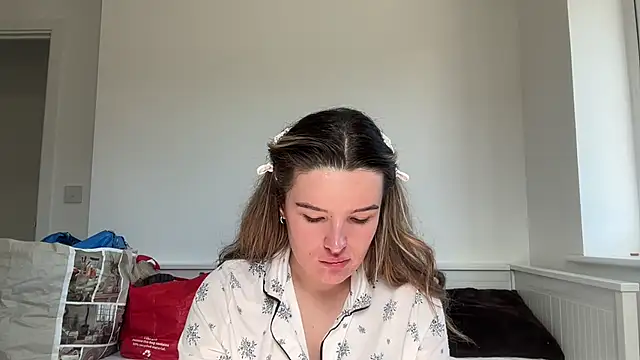 maisiesmithx online show from April 7, 12:27 pm