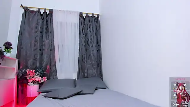 Snapshot of Vale_n_Matt chatting on January 9, 7:10 am Vale n Matt online show from January 9, 7:10 am