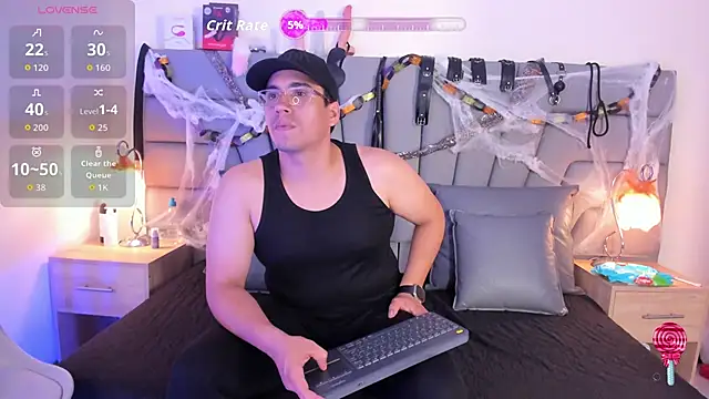 Snapshot of Vale_n_Matt chatting on October 17, 3:42 am Vale n Matt online show from October 17, 3:42 am