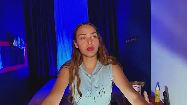 DevoniCollins online show from January 13, 7:53 pm