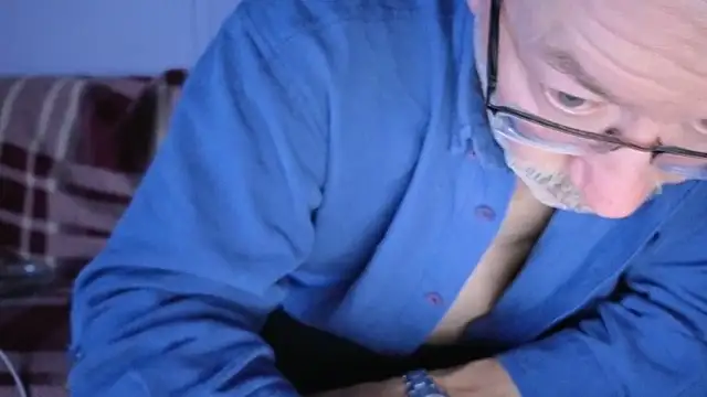 loverboyxxx69 online show from October 3, 2:41 am