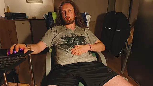 DrownMentallyyy online show from December 15, 11:31 pm