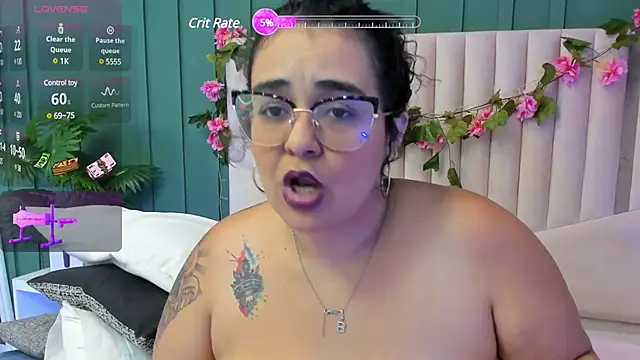 Reginavegaa online show from January 24, 2:51 pm
