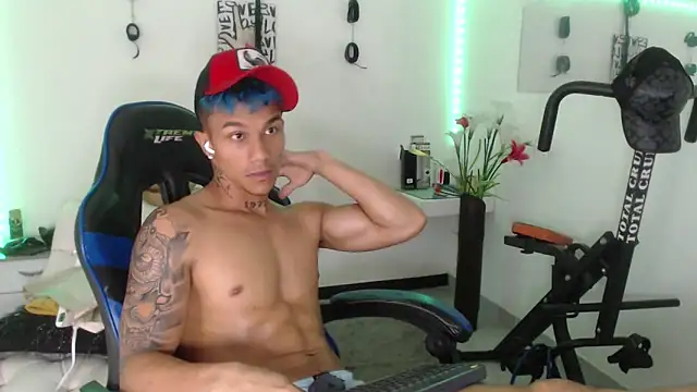 Leonard Price online show from February 22, 8:18 am