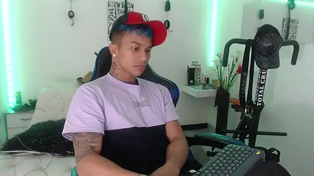 Leonard Price online show from February 24, 3:02 am