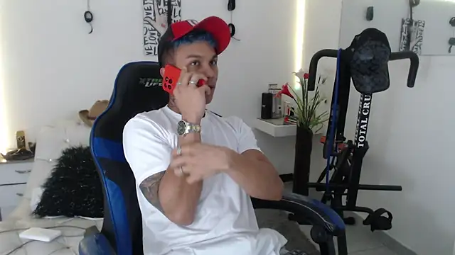 Leonard Price online show from February 28, 1:26 am