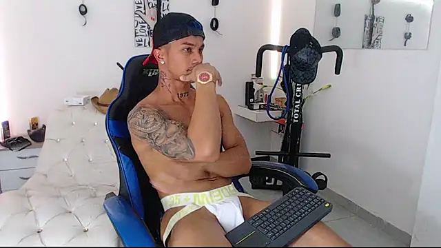 Leonard Price online show from March 18, 4:26 am