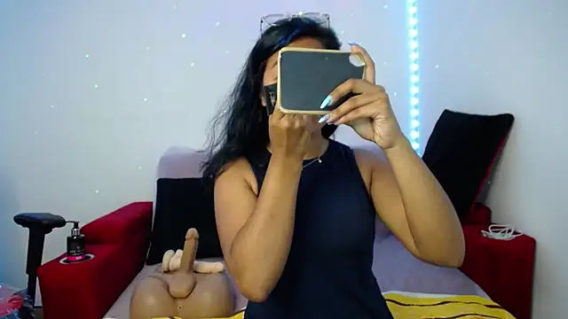 ricura mily online show from January 18, 3:09 am