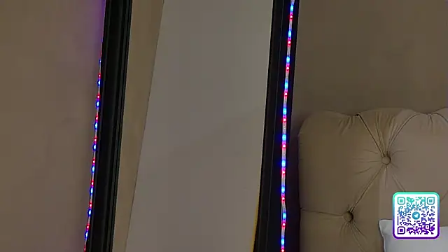 KateReevah online show from March 17, 4:11 pm