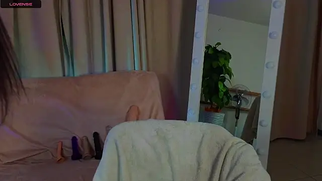 Dark Lola  online show from March 5, 4:56 am