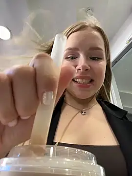 mur girl online show from July 16, 12:33 pm