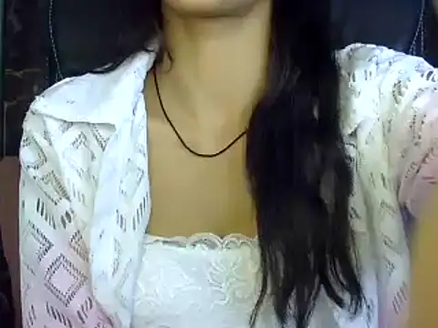 Snapshot of MAAYRA_09 chatting on January 11, 3:55 am MAAYRA 09 online show from January 11, 3:55 am