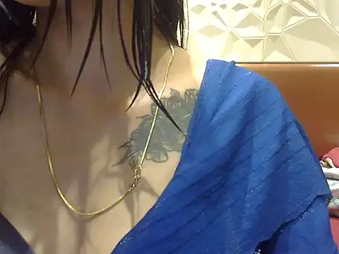 MAAYRA 09 online show from August 6, 7:43 am