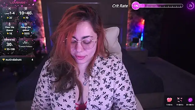 Kittywakee online show from December 21, 8:18 am