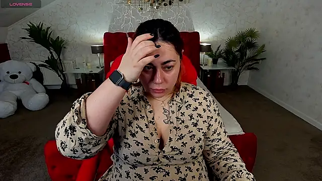 Kittywakee online show from February 5, 7:39 am