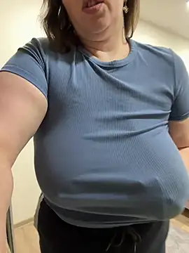 Your Hot Sister01 online show from December 21, 2:47 pm