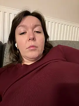 Your Hot Sister01 online show from January 26, 12:16 am