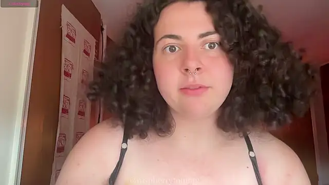 Snapshot of RaspberryTommyFTM chatting on September 30, 3:50 pm RaspberryTommyFTM online show from September 30, 3:50 pm