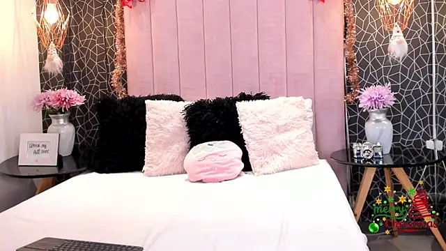 Violet Grace online show from December 30, 1:25 pm