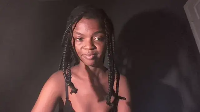 BlissTheeSiren online show from September 27, 2:22 pm