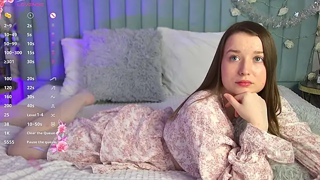 MichelleHaynes online show from December 20, 6:35 pm