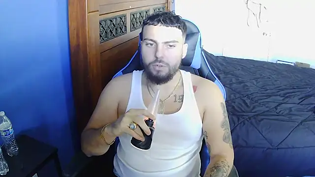 MasterKvn online show from February 25, 8:41 pm