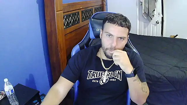 MasterKvn online show from November 4, 7:57 pm