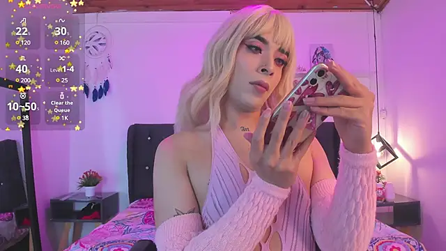 Snapshot of Nyx__Blackwood chatting on December 23, 2:35 am Nyx Blackwood online show from December 23, 2:35 am