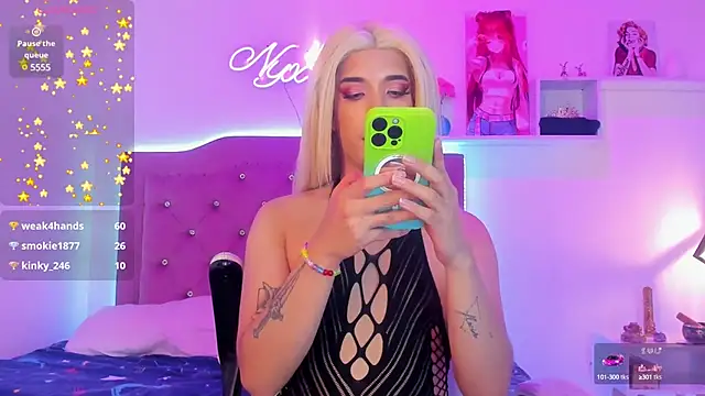 Snapshot of Nyx__Blackwood chatting on March 17, 4:29 am Nyx Blackwood online show from March 17, 4:29 am