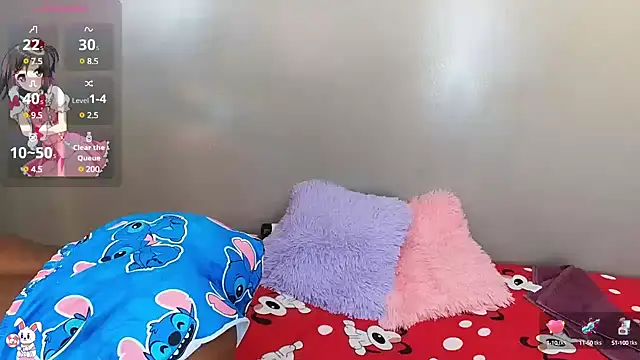 Snapshot of Luciia_cute chatting on January 2, 4:30 am Luciia cute online show from January 2, 4:30 am