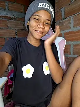 Snapshot of Luciia_cute chatting on September 14, 5:39 am Luciia cute online show from September 14, 5:39 am