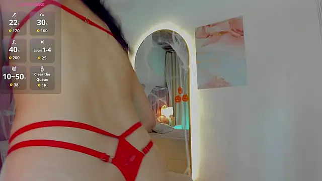 Snapshot of SweetGirl______ chatting on October 22, 10:59 am SweetGirl online show from October 22, 10:59 am