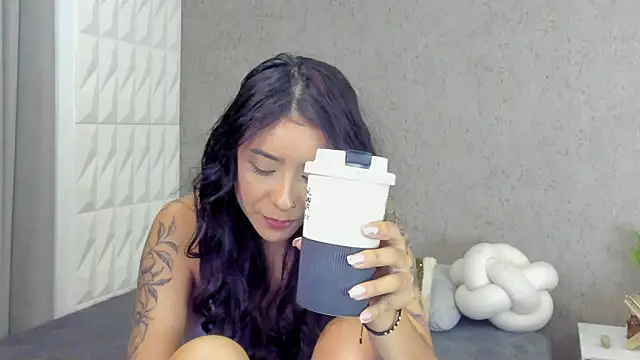 SweetGirl       online show from June 25, 9:58 am