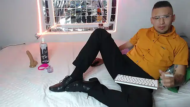 Jeiison duf online show from January 8, 10:28 am