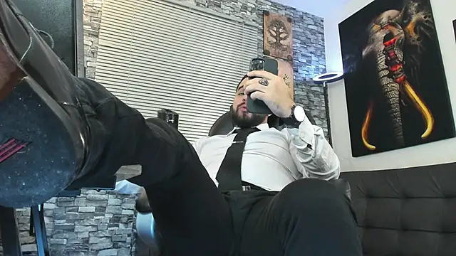 Ethan Castellano online show from June 14, 10:01 pm