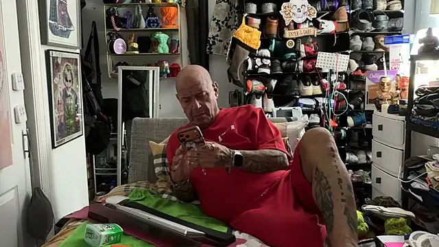 joeytatts66 online show from May 23, 4:39 am