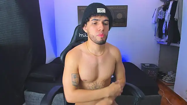 Snapshot of daddy_jhons chatting on September 12, 5:24 pm daddy jhons online show from September 12, 5:24 pm