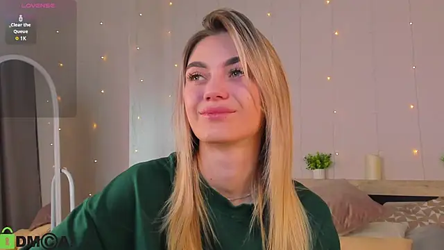 Cherry Price online show from October 19, 11:49 pm